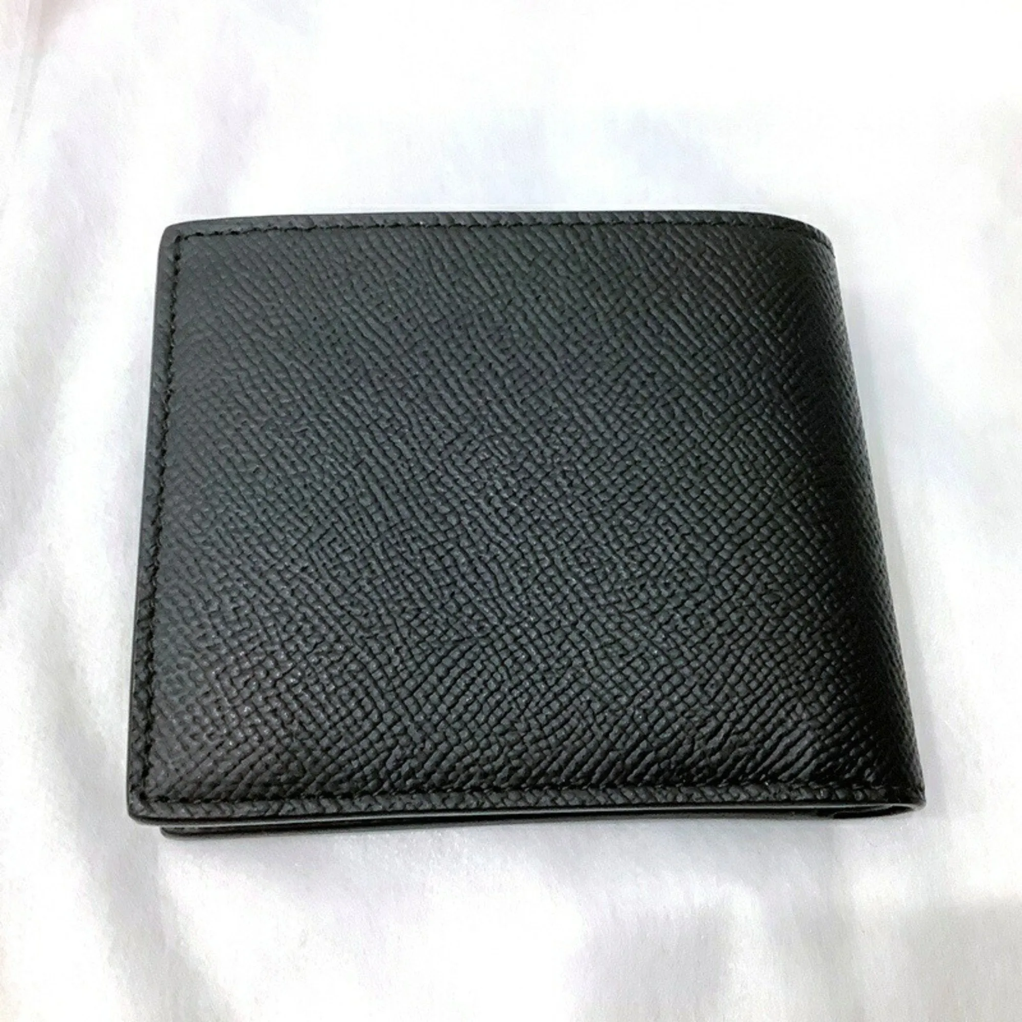 Dunhill Leather Wallet (Bi-Fold) (Pre-Owned)