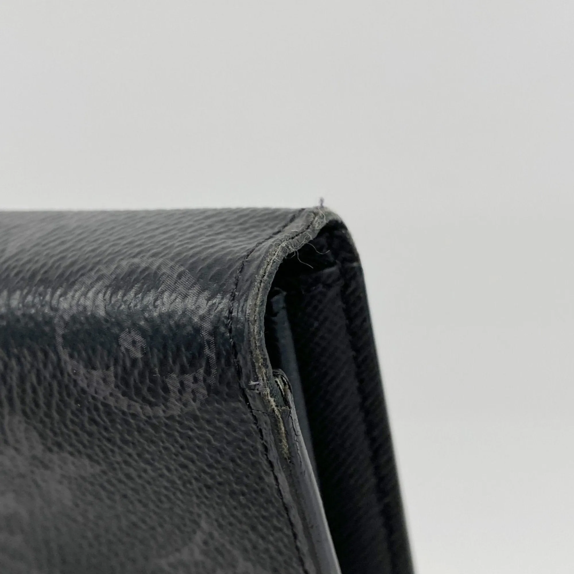 Louis Vuitton Long Wallet (Bi-Fold) (Pre-Owned)