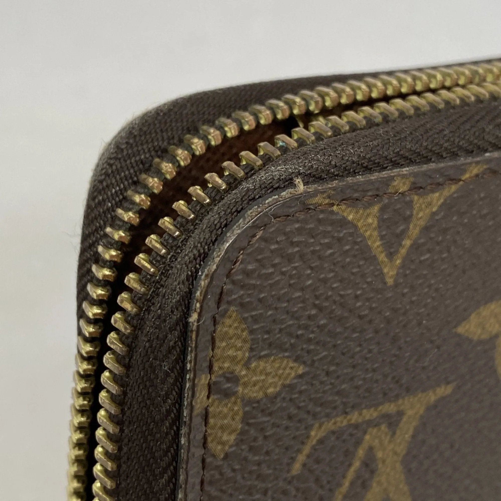 Louis Vuitton Long Wallet (Bi-Fold) (Pre-Owned)