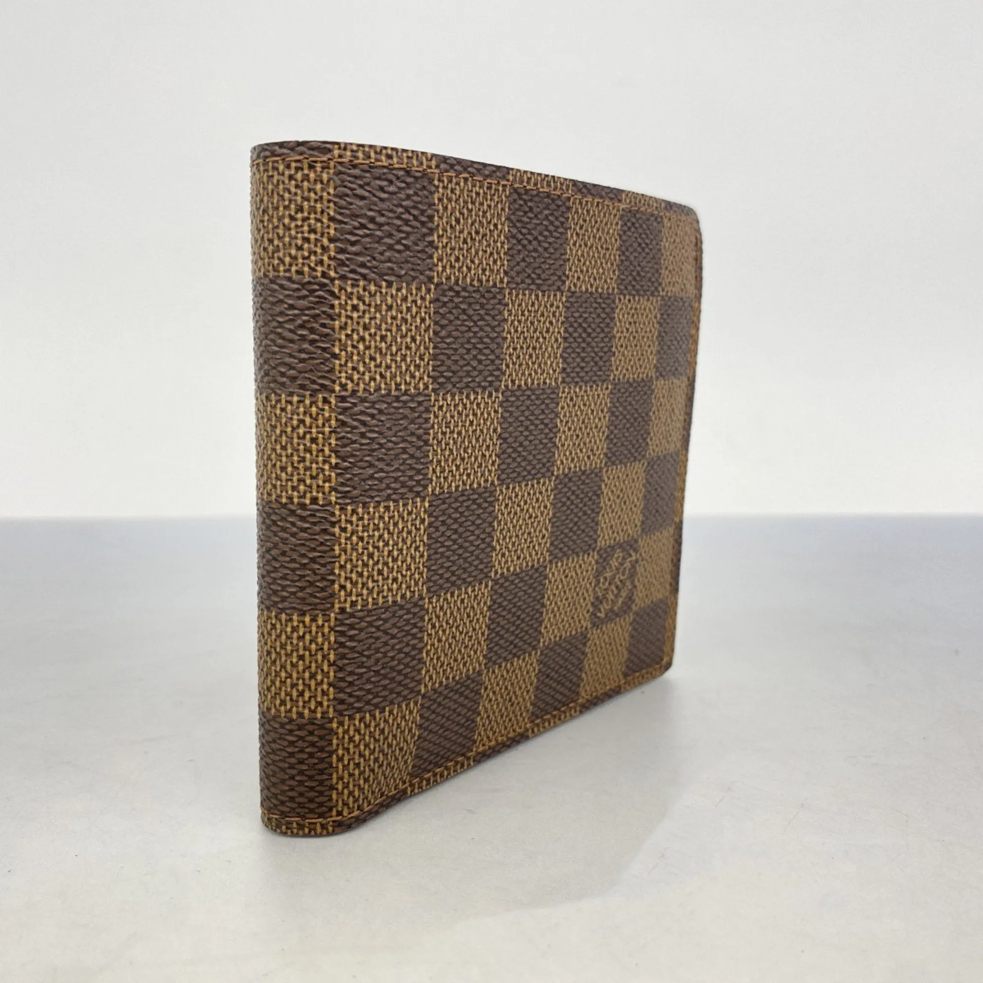 Louis Vuitton Wallet (Bi-Fold) (Pre-Owned)