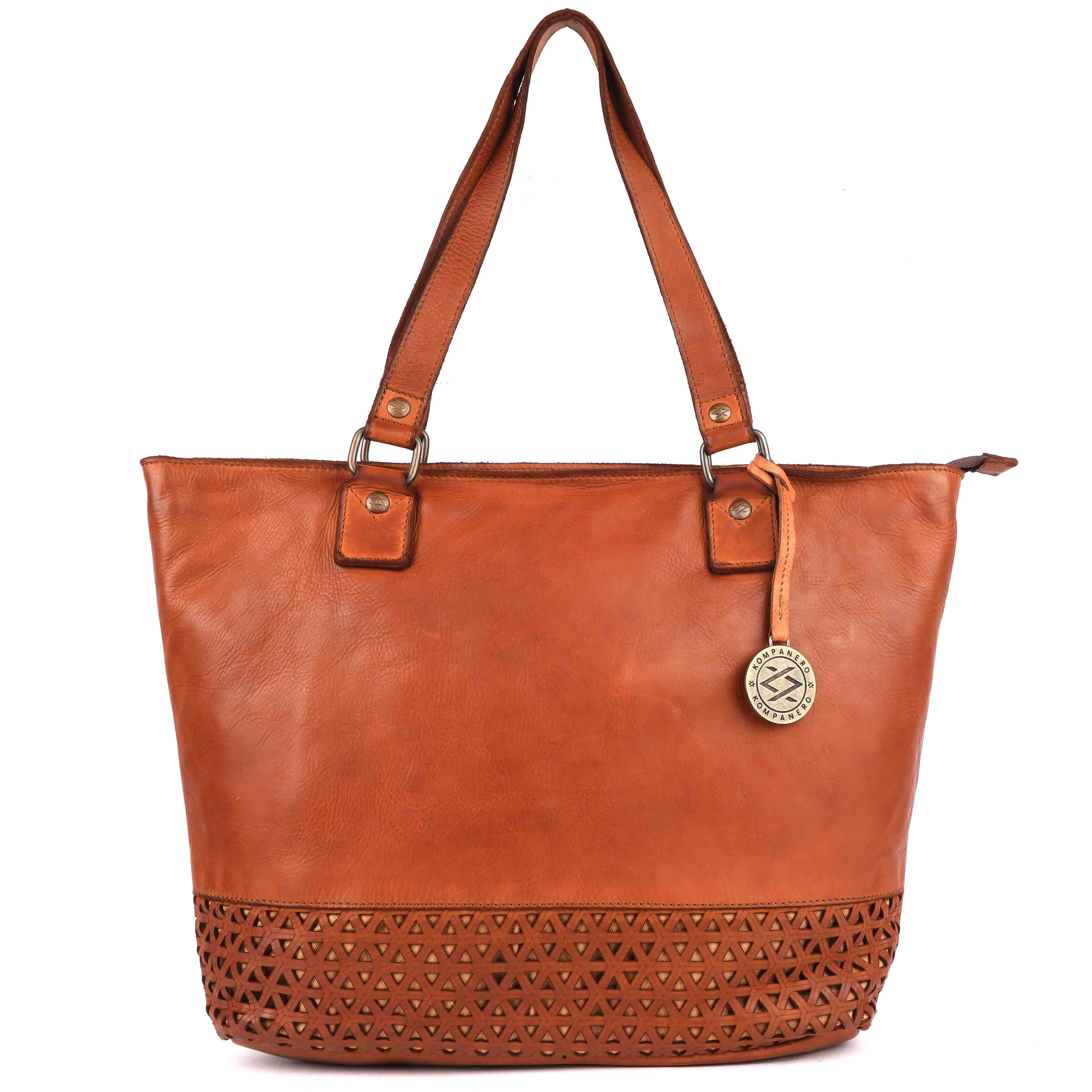 Sienna - The Shopper