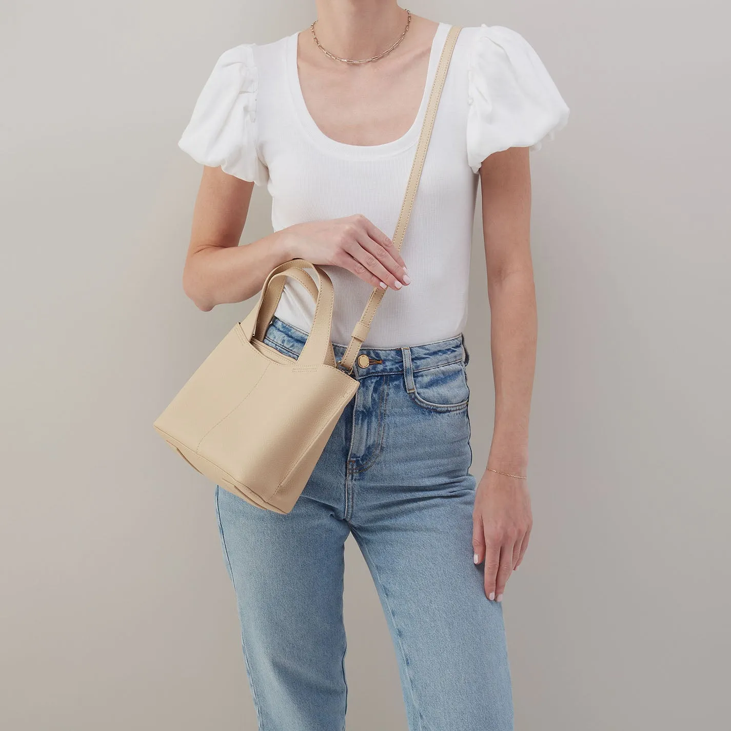 Vida Small Tote in Micro Pebbled Leather - Almond